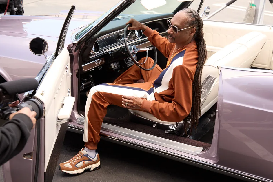 https://www.roerdink.nl/write/Afbeeldingen1/Merkpagina Skechers/snoop-dogg-sketcherts-1-2023-billboard-1548.png?preset=content