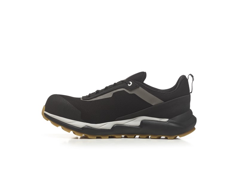 No Risk Athletic Low Black 1219.00 S3L 2 / 6