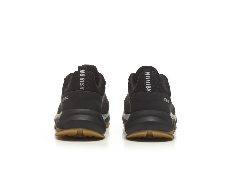 No Risk Athletic Low Black 1219.00 S3L 4 / 6