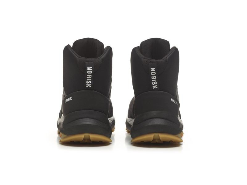 No Risk Athletic Mid Black 1019.00 S3L 4 / 6