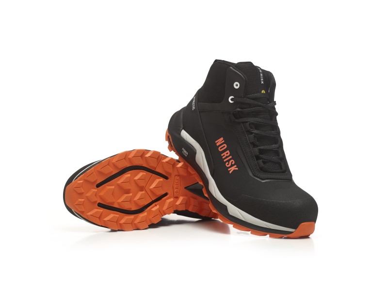 No Risk Athletic Mid STX Orange 1019.15 S7L 4 / 5