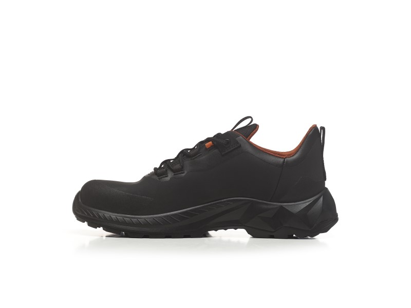 No Risk X-treme Low Black 1557.00 S3L 2 / 6